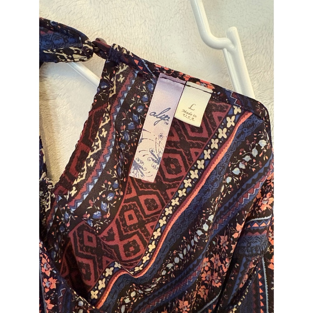 Francesca's Blouse - Picture 3 of 3